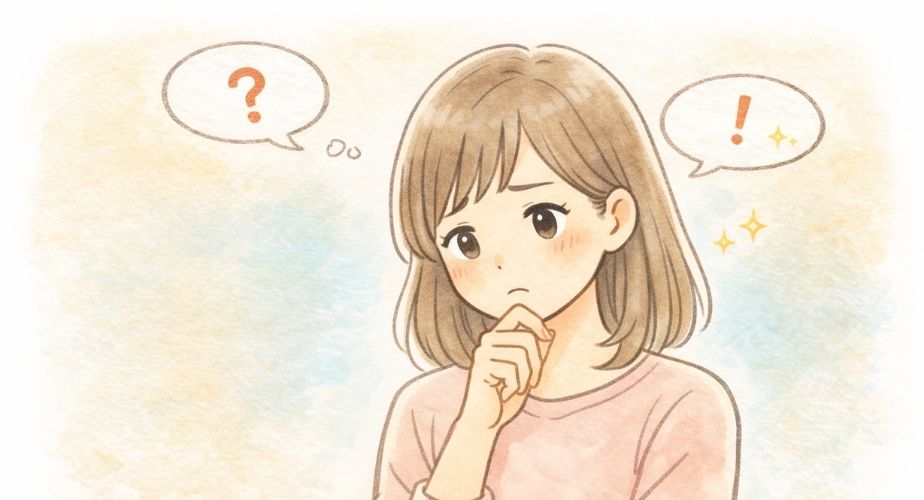 スマホで口コミを確認しながら少し真剣な表情で考えている女性、不安と冷静さが同時に伝わる雰囲気